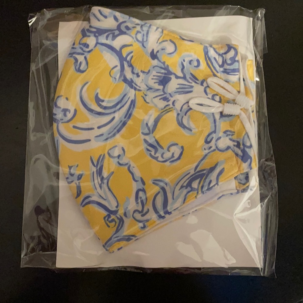 Tory Burch Mask 💙💛